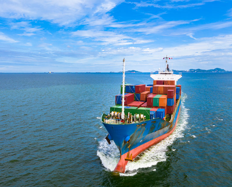 Importaciones y exportaciones, características del transporte marítimo.